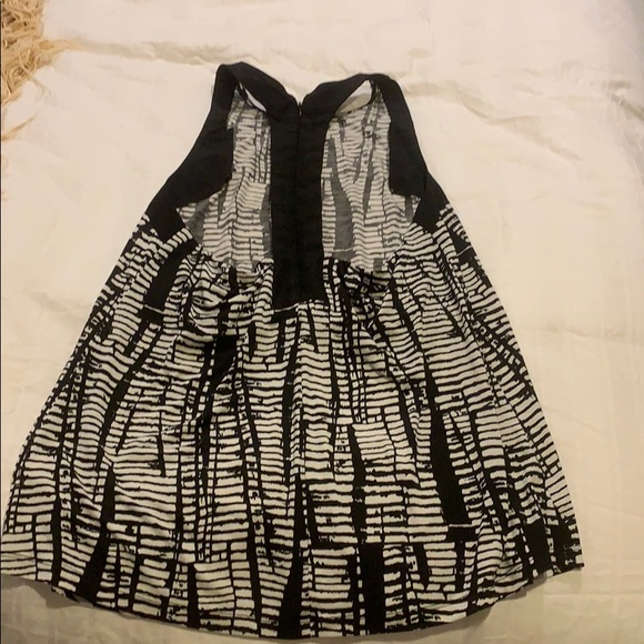 Printed Open Back Boutique Top - Picture 3 of 4